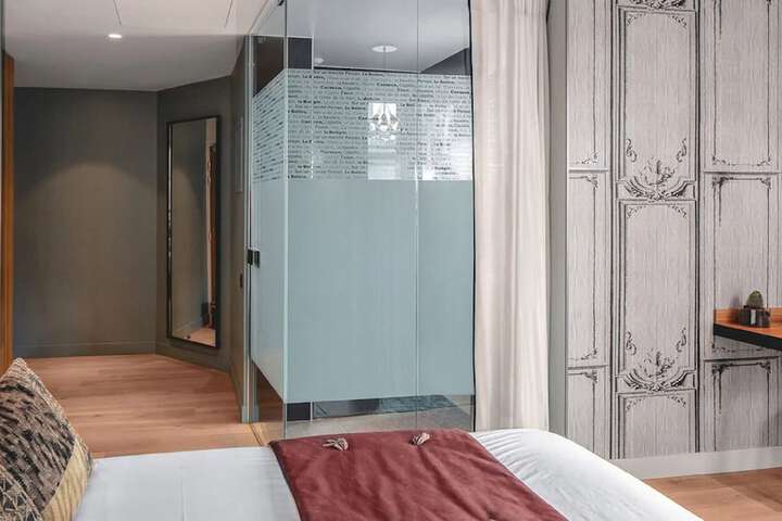 Room 12 of 67
