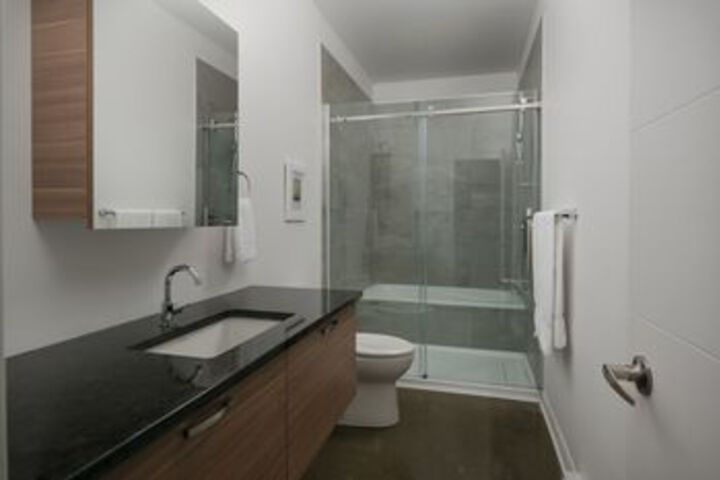 Room 3 of 22
