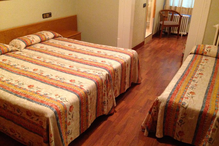 Room 12 of 54