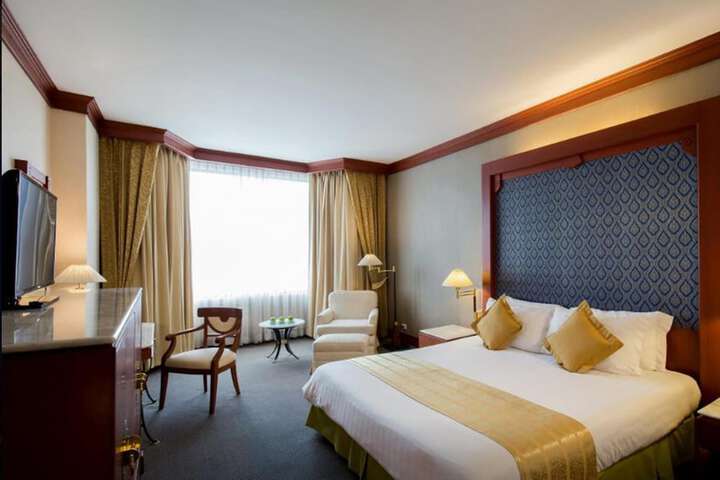 Room 41 of 63