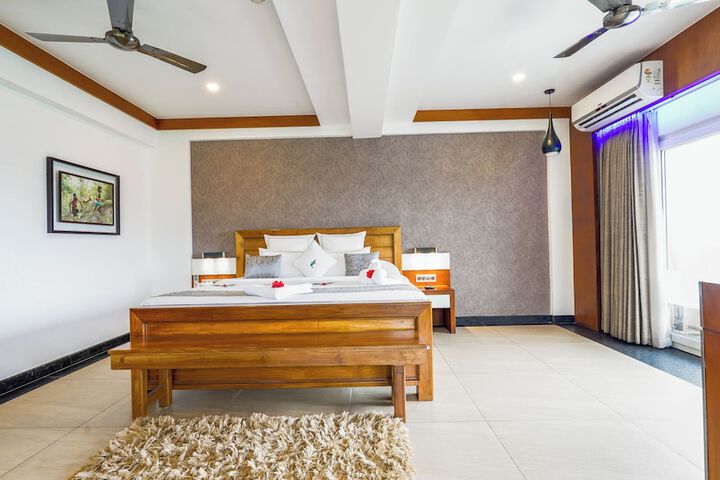 Room 40 of 126