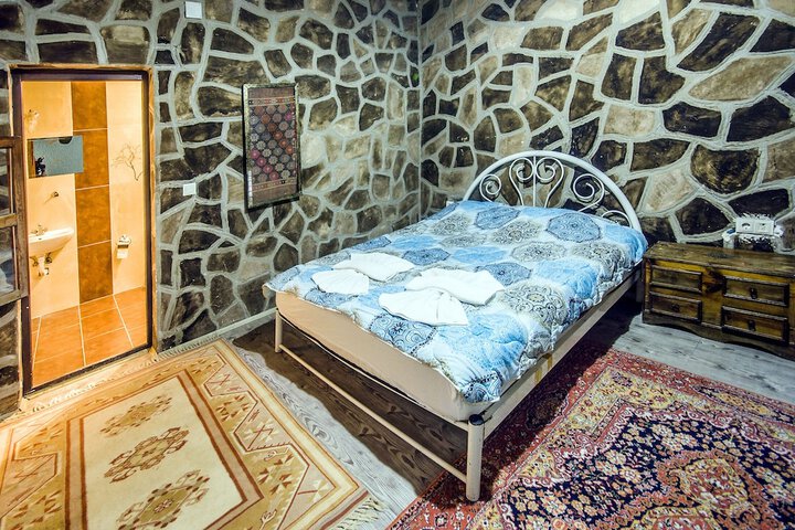 Room 5 of 30