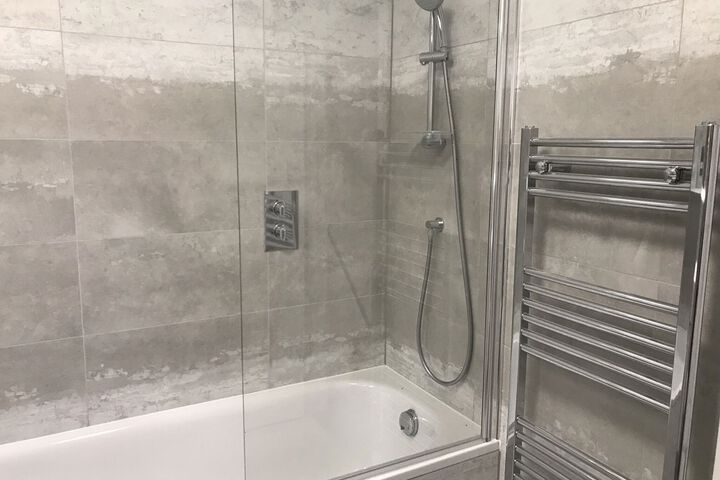Room 2 of 17
