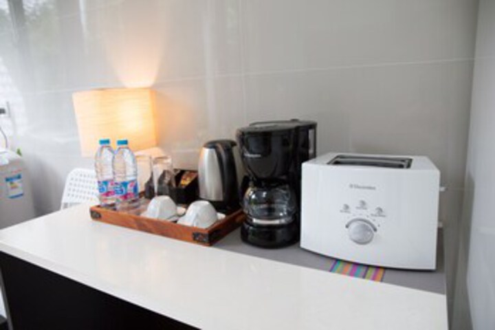Breakfast/Coffee Service 5 of 25