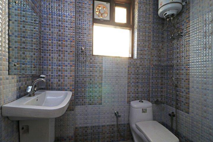 Room 17 of 17