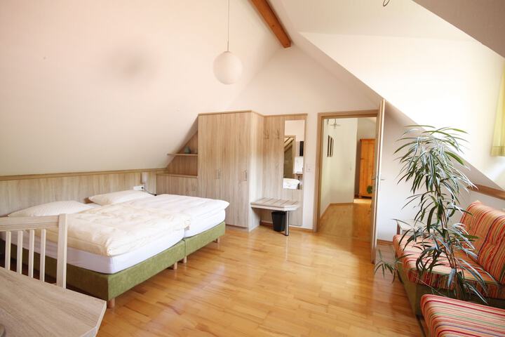 Room 14 of 62
