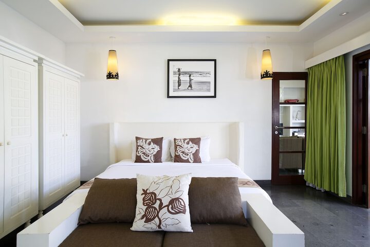 Room 5 of 21