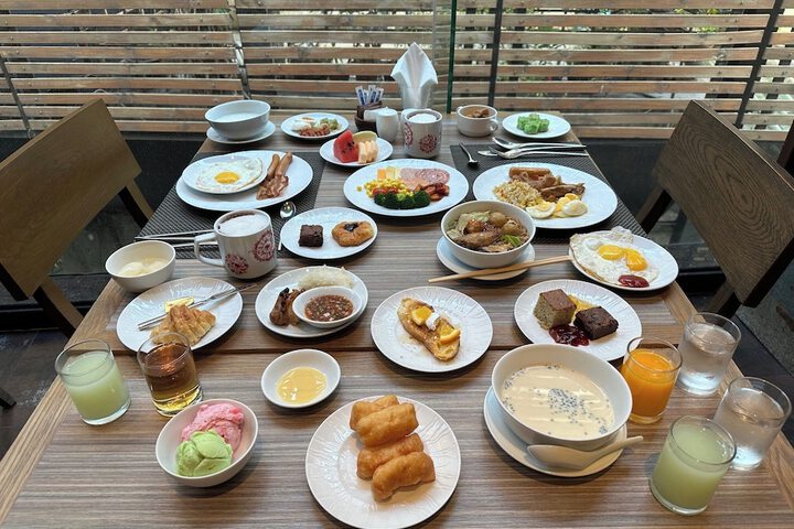 Breakfast/Coffee Service 91 of 129