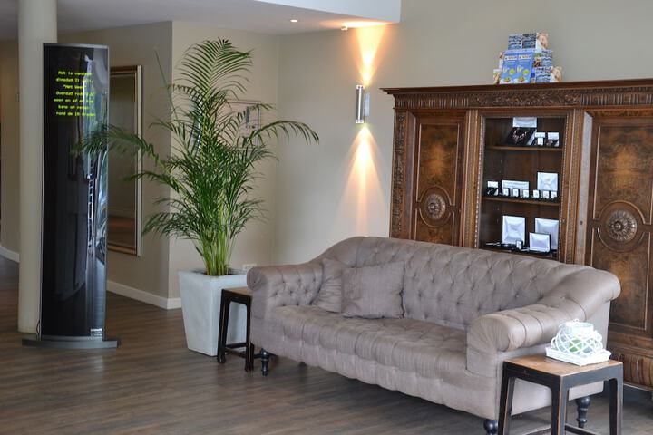 Lobby Entry