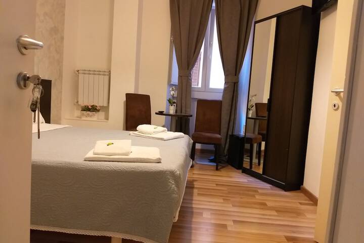 Room 3 of 57