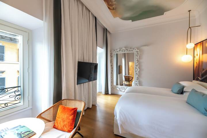 Room 48 of 255