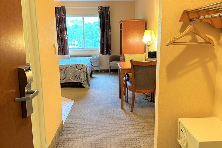 Room 32 of 56