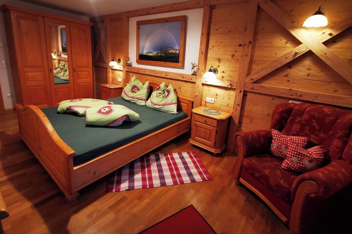 Room 17 of 63