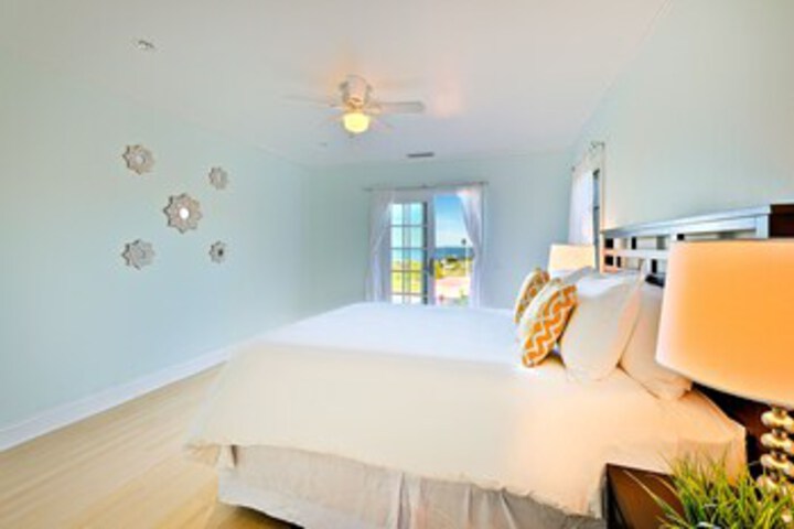 Room 29 of 53