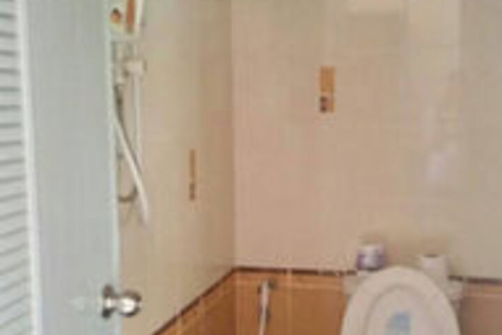 Room 4 of 14