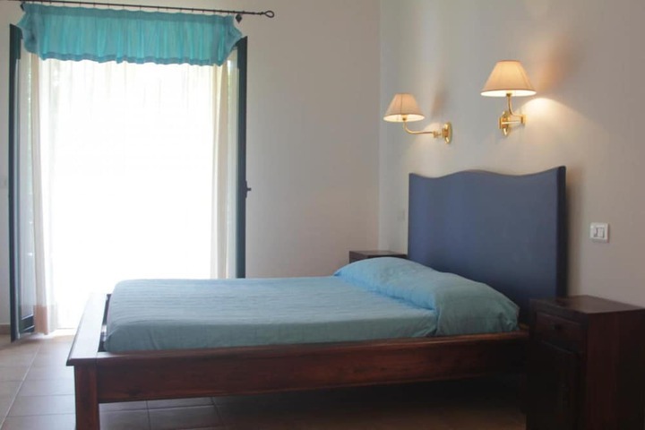Room 13 of 46