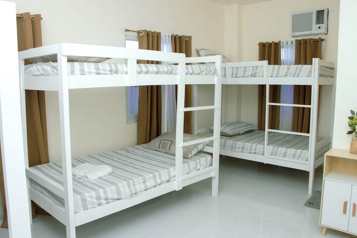 Room 15 of 23