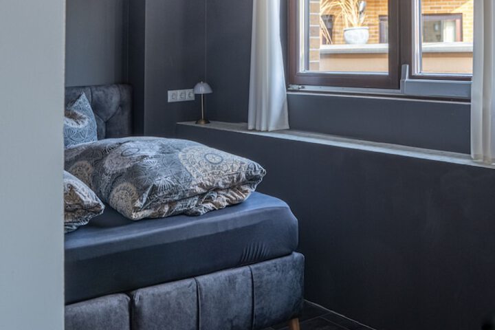 Room 60 of 202
