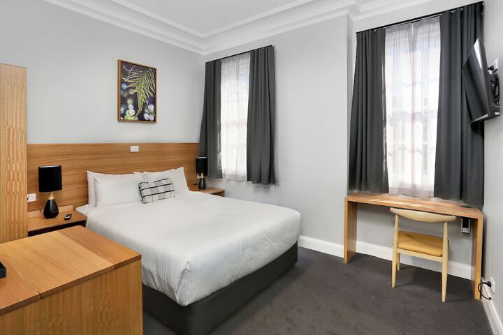 Room 14 of 48