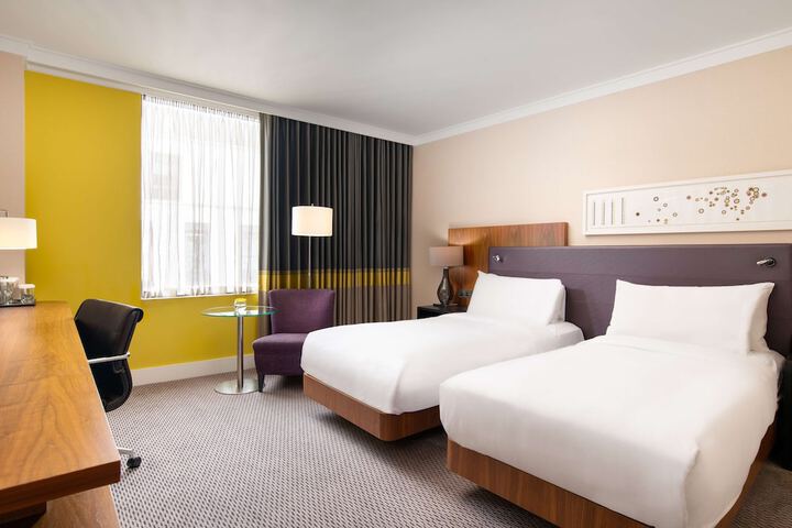 Room 15 of 103
