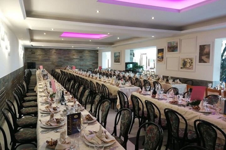 Ballroom/Hall 5 of 30