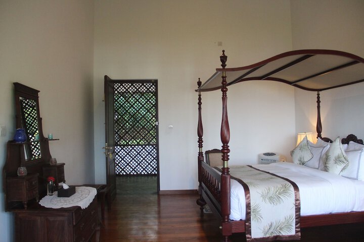 Room 5 of 47
