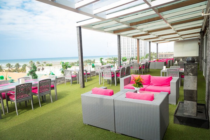 Terrace/Patio 58 of 62