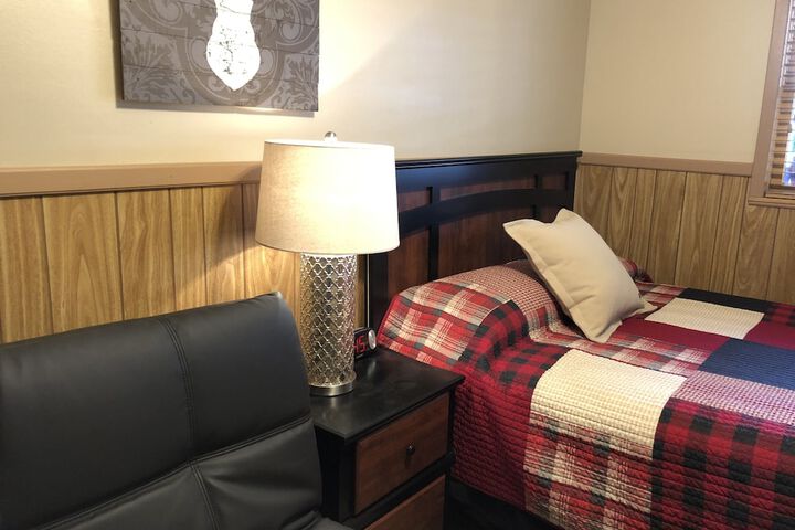 Room 42 of 259