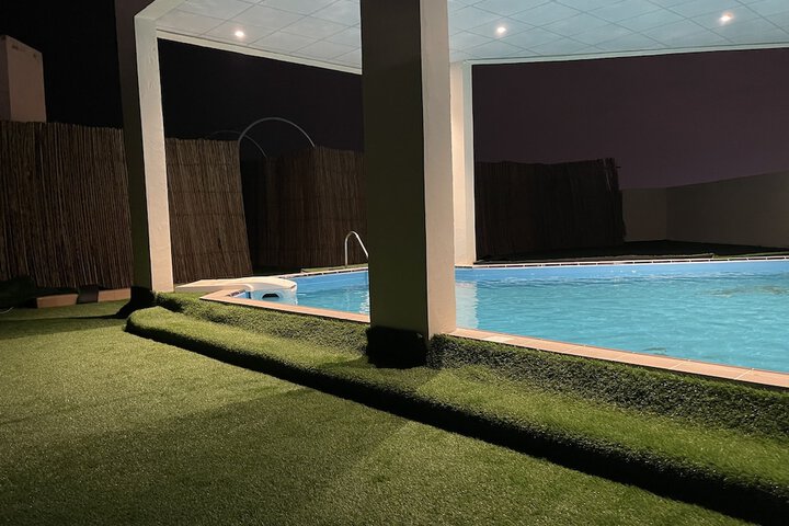 Pool 25 of 34
