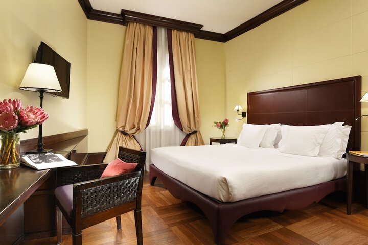 Room 15 of 70
