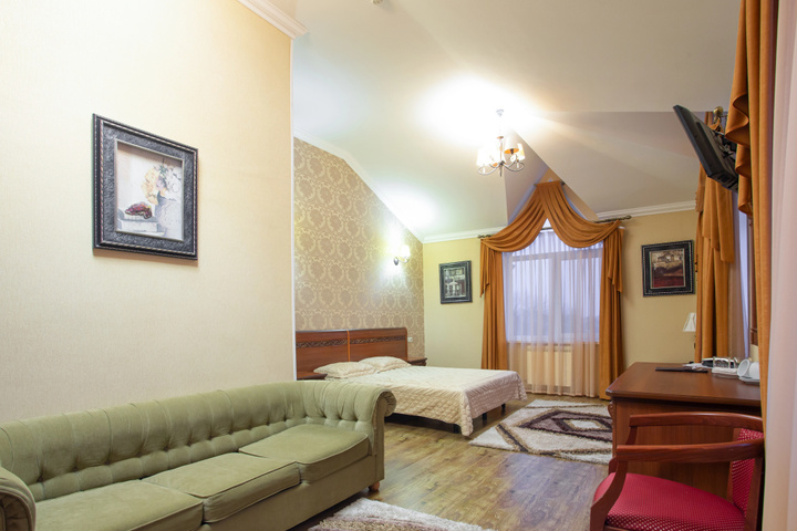 Room 18 of 20