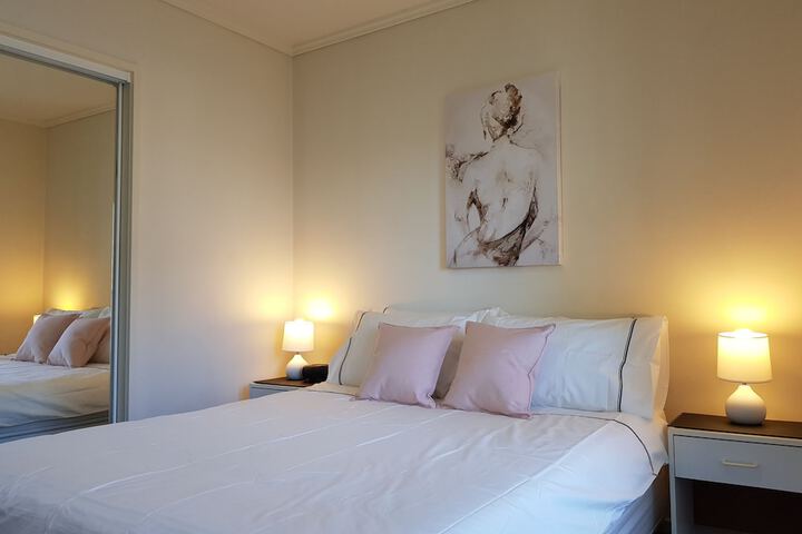 Room 3 of 47