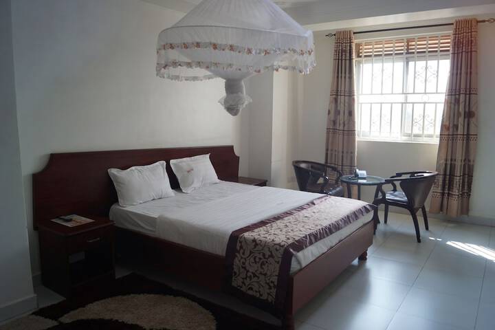 Room 25 of 58