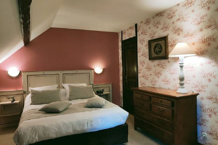 Room 8 of 42