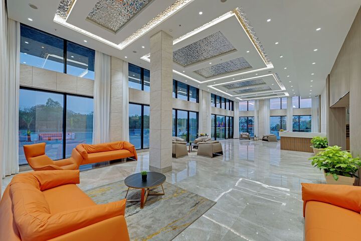 Hotel Interior 4 of 40