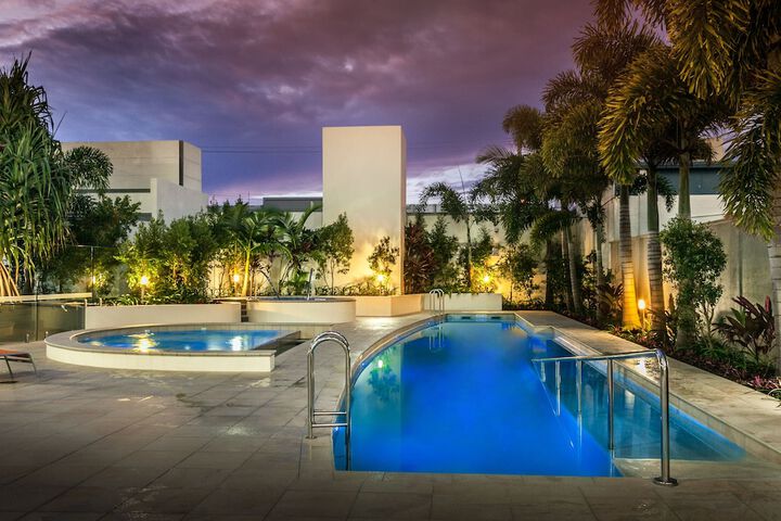 Pool 39 of 58
