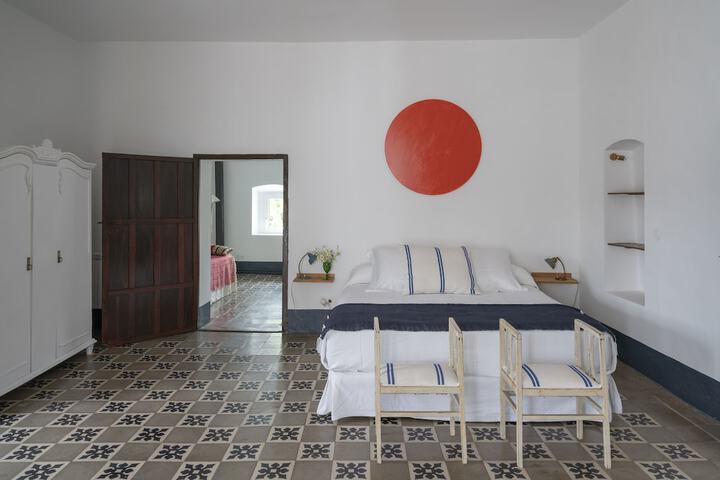 Room 10 of 39