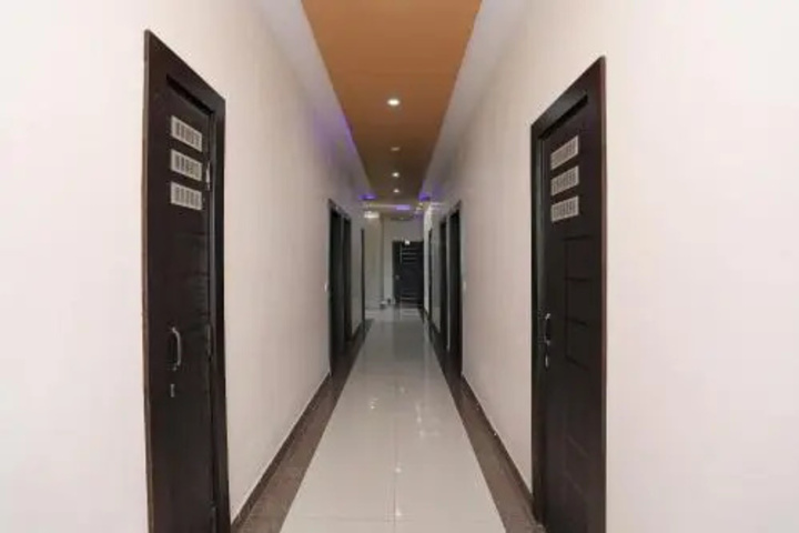 Room 12 of 14