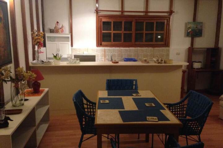 Room 4 of 16
