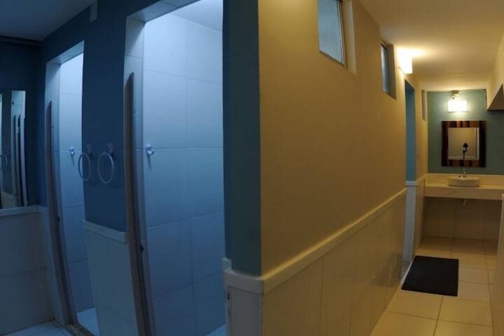 Room 19 of 40