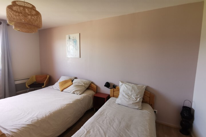 Room 15 of 124