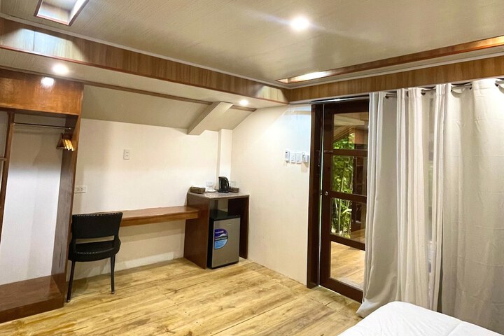 Room 36 of 162