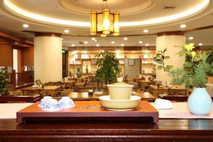 Wenhan Xueyuan Hotel