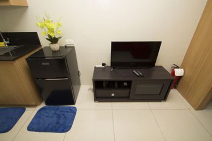 Room 33 of 68