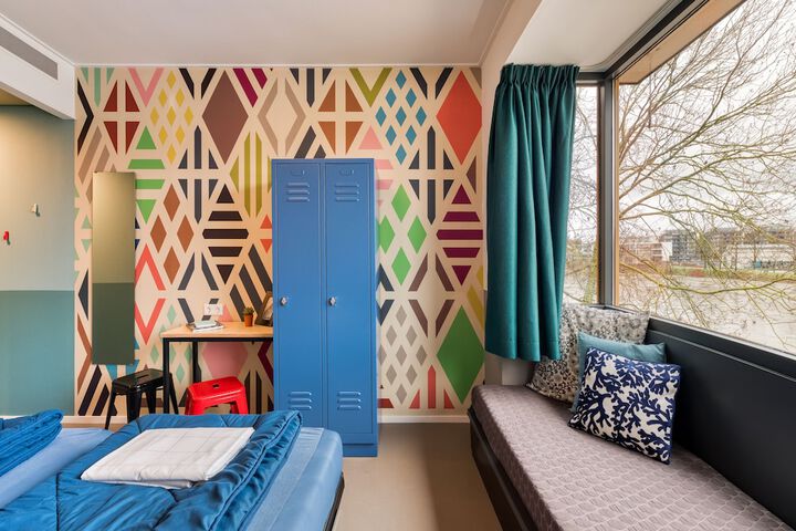 Room 5 of 49