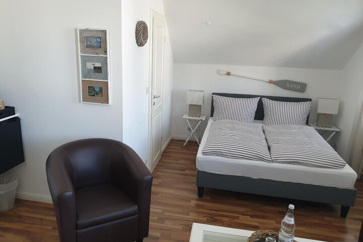 Room 18 of 49
