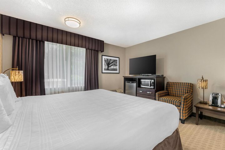 Room 8 of 60