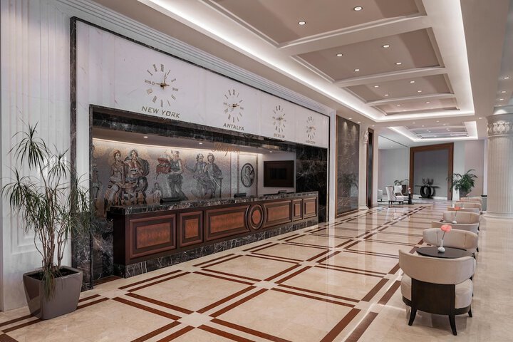 Lobby Photos