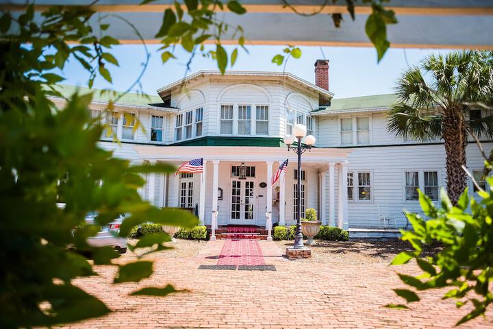 Property Grounds 52 of 62