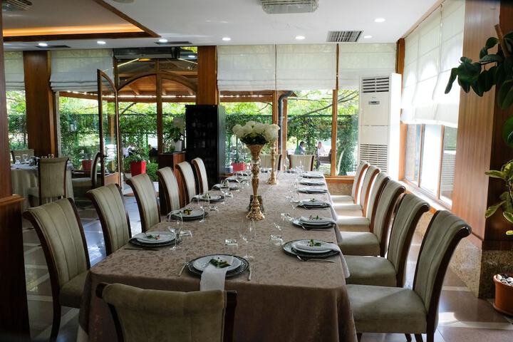 Dining 89 of 139